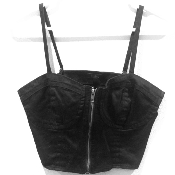 Zip-up Crop Top - Picture 3 of 4